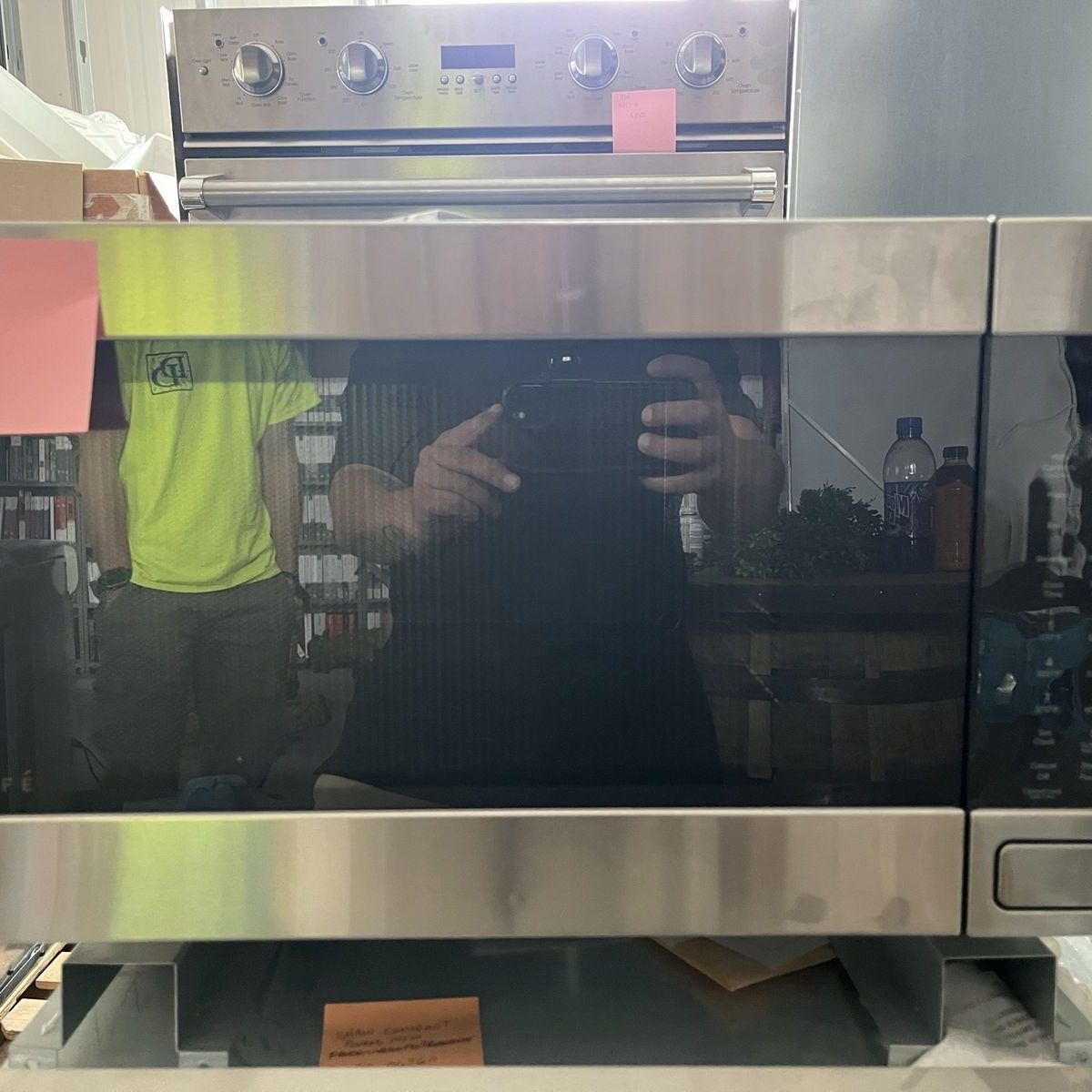 Cafe microwave 