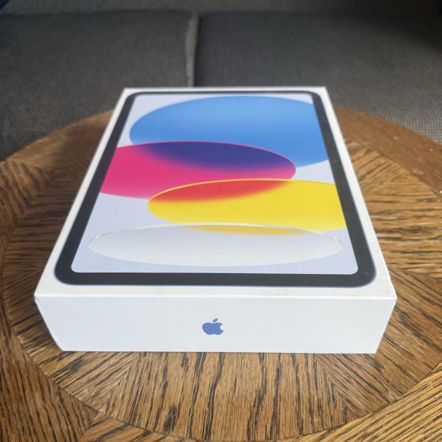 NEW & UNOPENED Apple iPad A16 11-inch 128GB Cellular - Blue