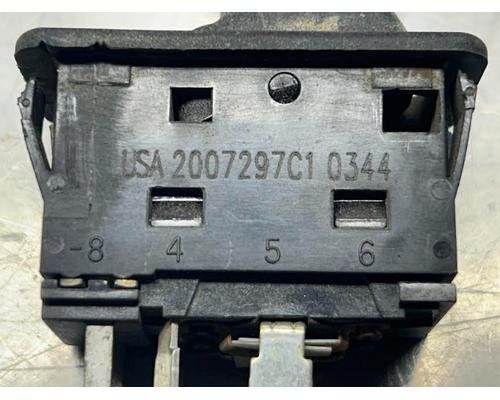 Main image 4