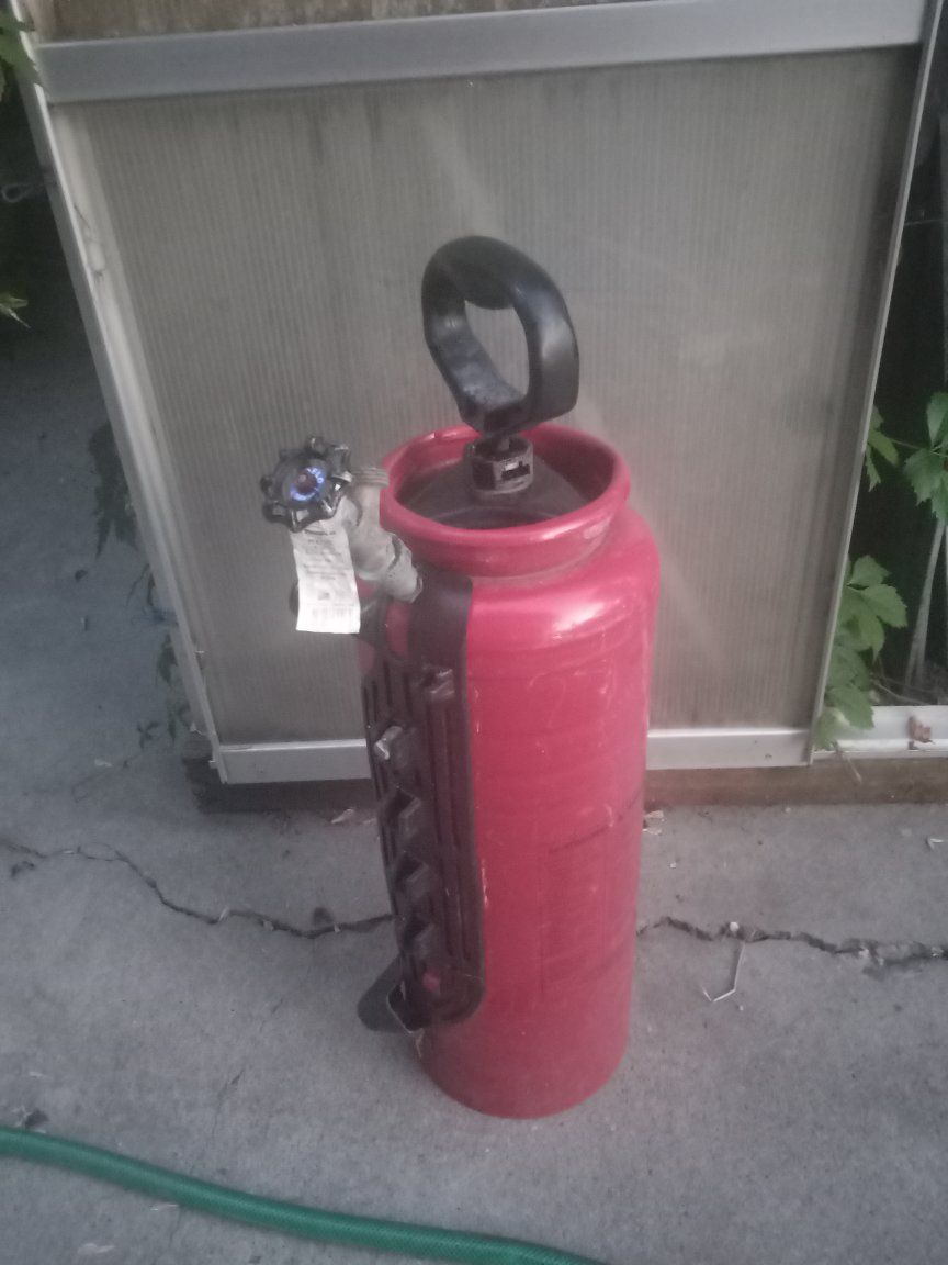 pump up sprayer