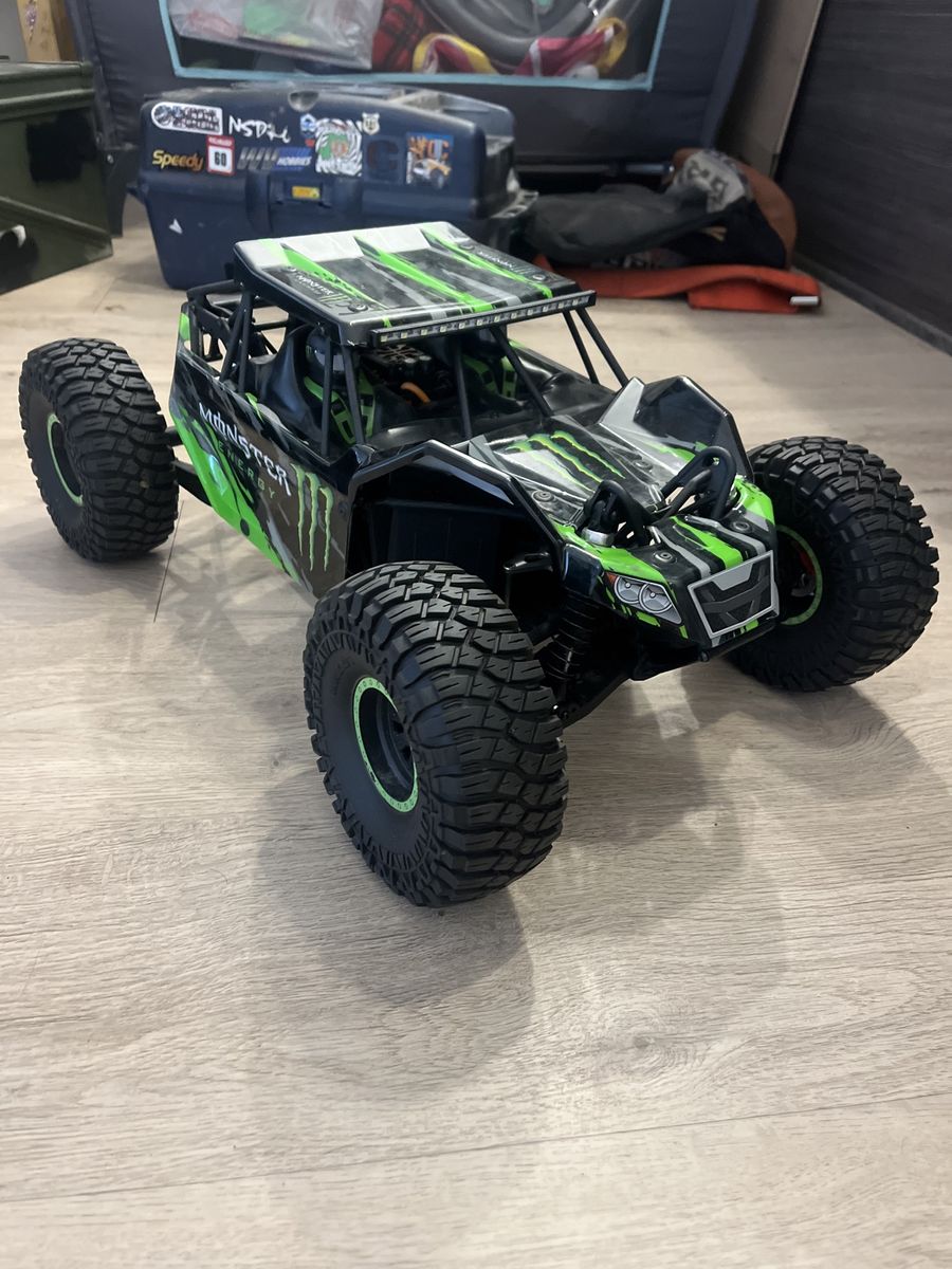 Limited edition monster energy Losi rock Rey