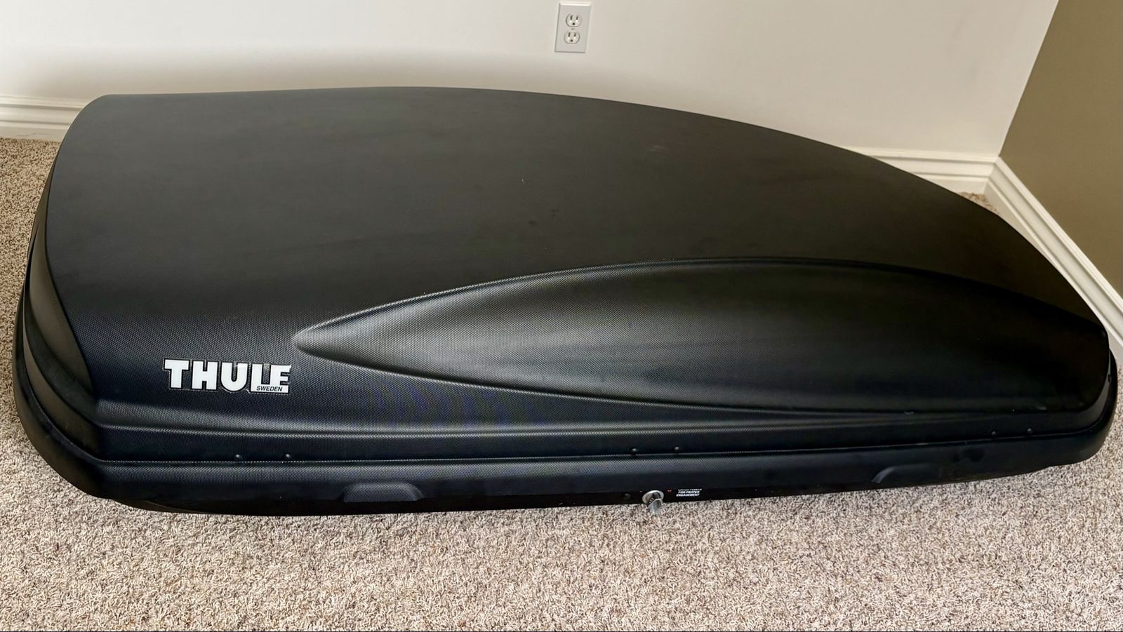 Thule Force L Rooftop Cargo Box *pending*