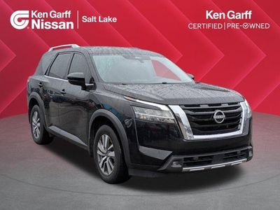 2022 Nissan Pathfinder SL