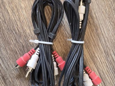 Standard RCA Audio Cables (Red/White) - 2 Pairs