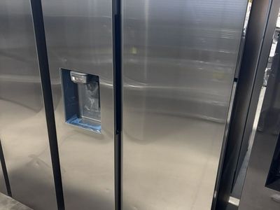 New Samsung 27cu.ft Side By Side Refrigerator