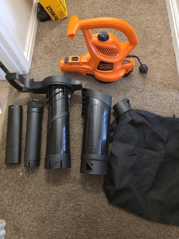 New BLACK+DECKER 12 Amp 230 MPH 385 CFM Corded Electric 3-in-1 Leaf Blower, Vacuum & Mulcher