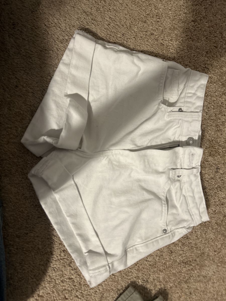 Wild Fable White Cuffed Denim Shorts with Zip Fly - Women's Size 00/24R