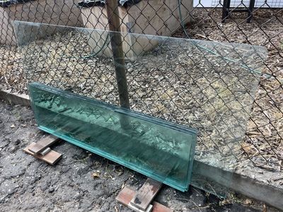 Tempered Glass Tabletop and Shelves