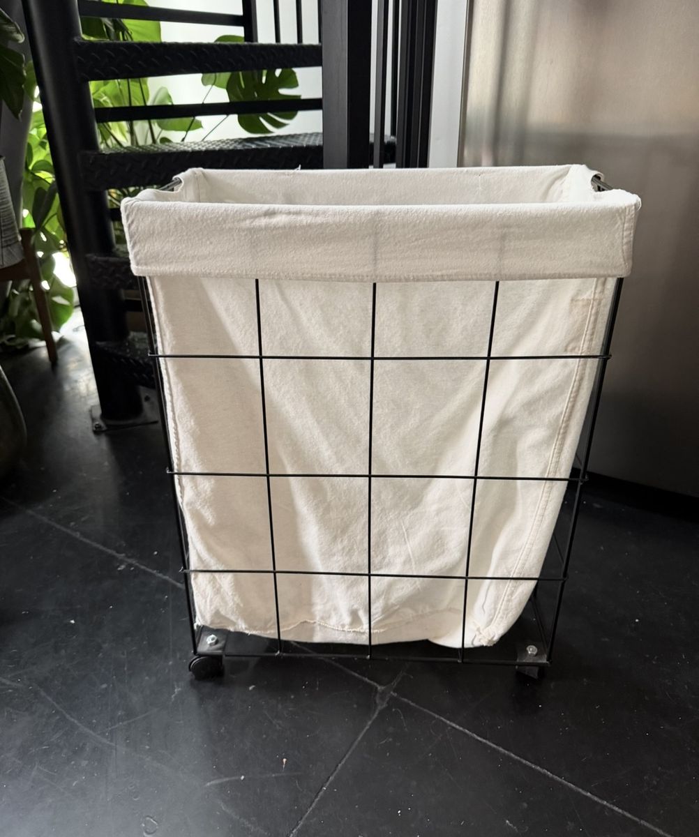 Rolling Wire Laundry Hamper Cart with Removable Fabric Liner