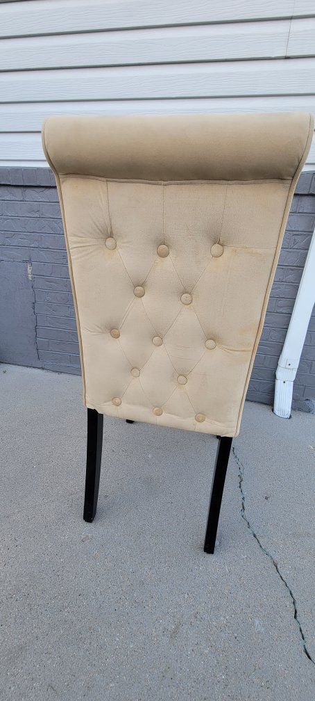 Main image 4