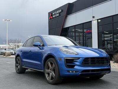 2015 Porsche Macan Turbo
