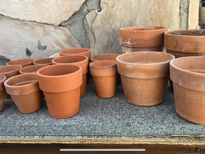 TERRA COTTA PLANTER POTS 3 SIZES