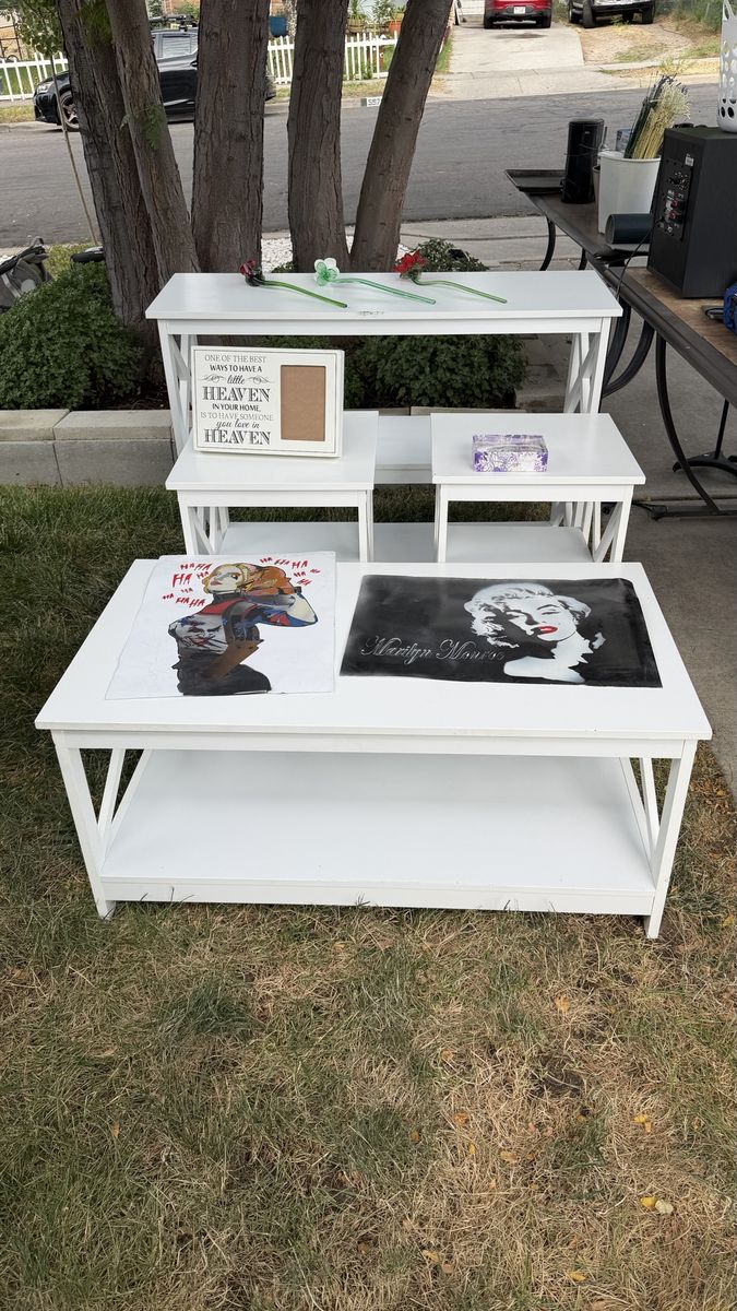 Living room table set