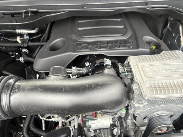 Main image 33