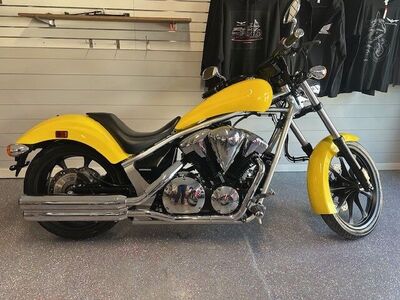 2022 Honda FURY ABS Base