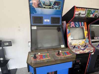 Capcom Street Fighter The Movie Arcade Game Machine Used Big blue GEN cab two