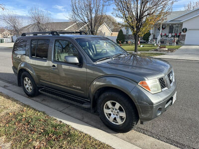 2006 Nissan Pathfinder SE Off Road