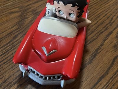Vintage Betty Boop Red Convertible Ceramic Trinket Box / Stash Jar