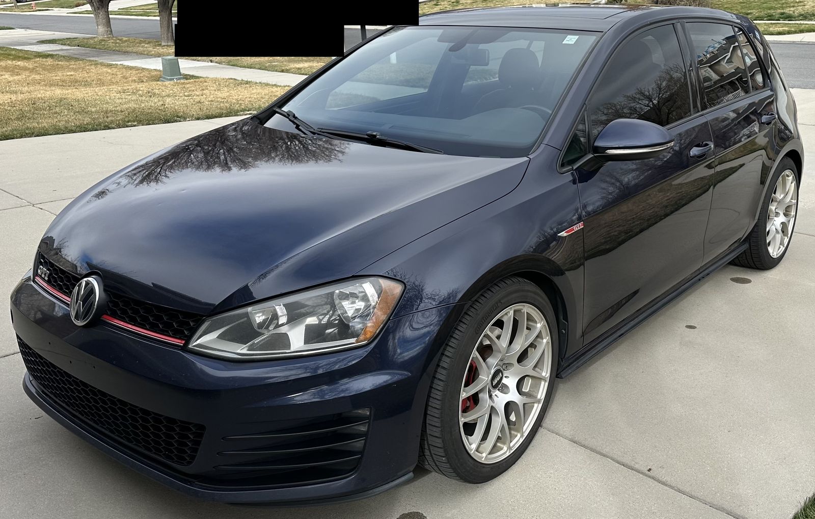 2015 VOLKSWAGEN GOLF GTI SE
