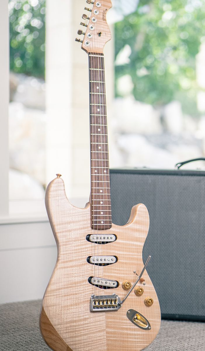 'Blonde Bombshell' - 5A Flame Maple Boutique Stratocaster Style