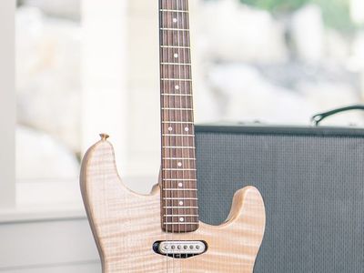 'Blonde Bombshell' - 5A Flame Maple Boutique Stratocaster Style