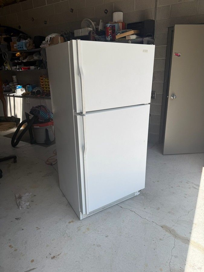 White Top Freezer Refrigerator - Used