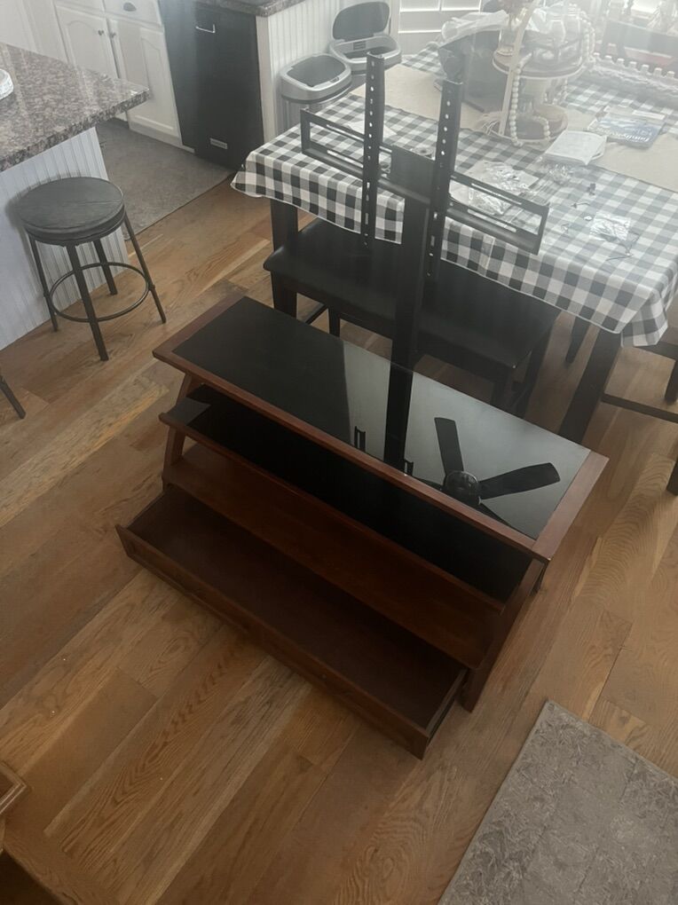 TV Stand 21 In Deep 50 In Wide