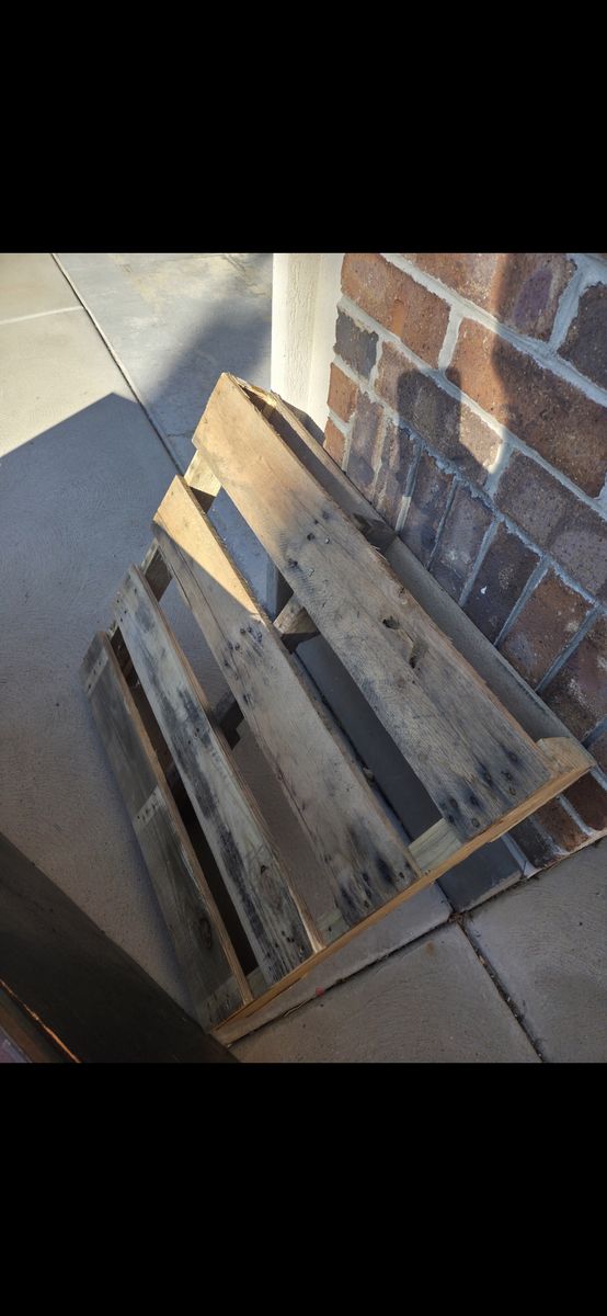 Wooden pallet