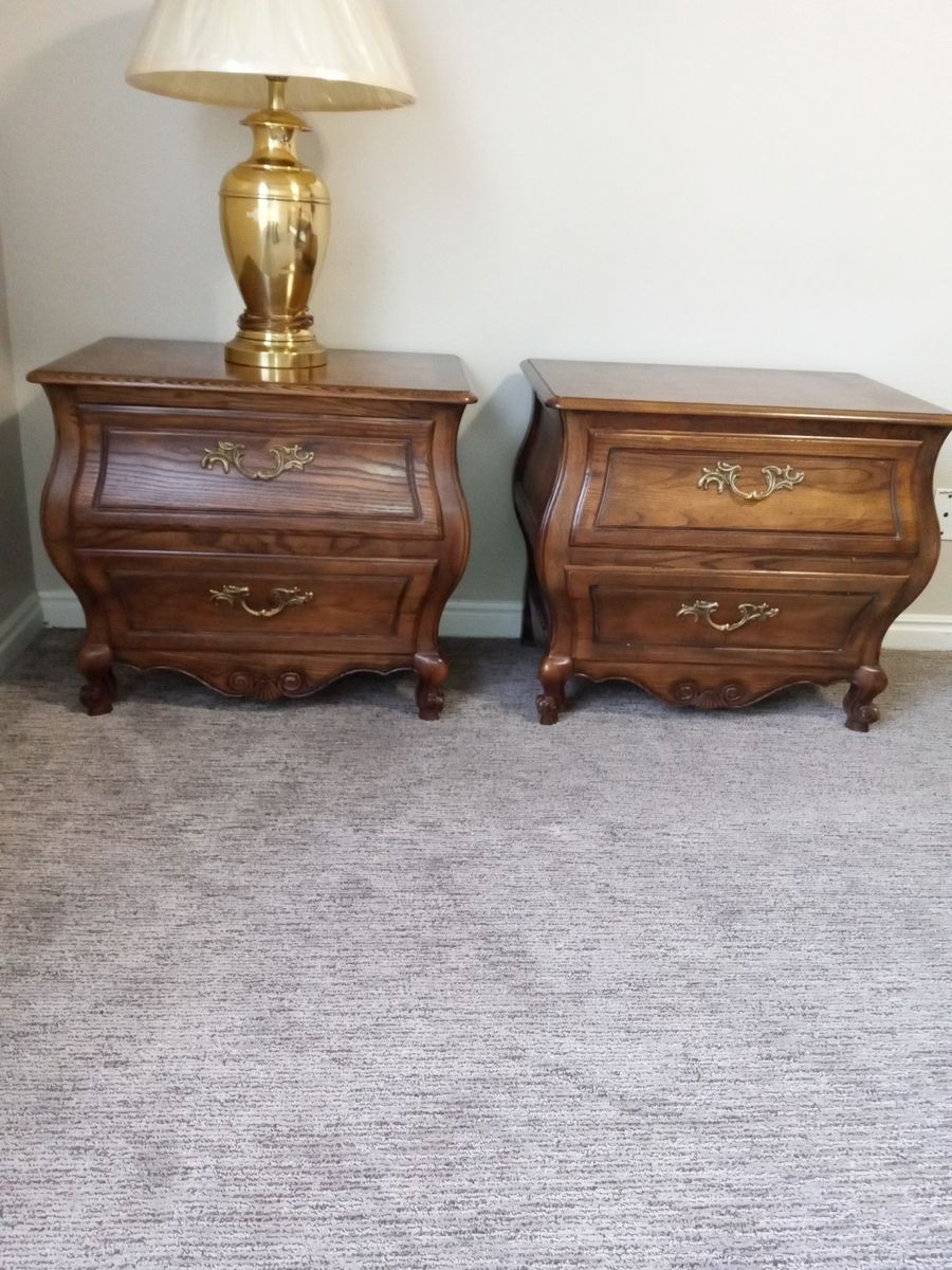 Baker Furniture French Provincial Bombé Nightstands Pair, Wood with Brass Pulls