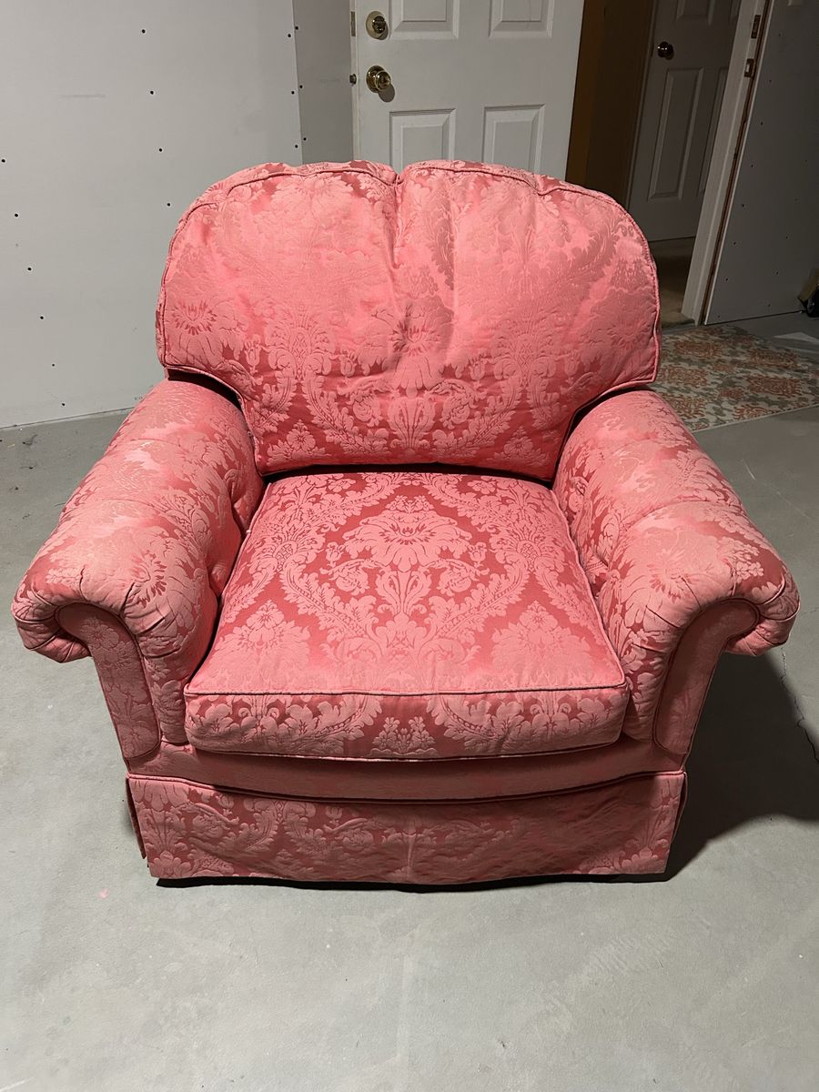 * Gorgeous TRS Armchair Furniture * FREE DELIVERY