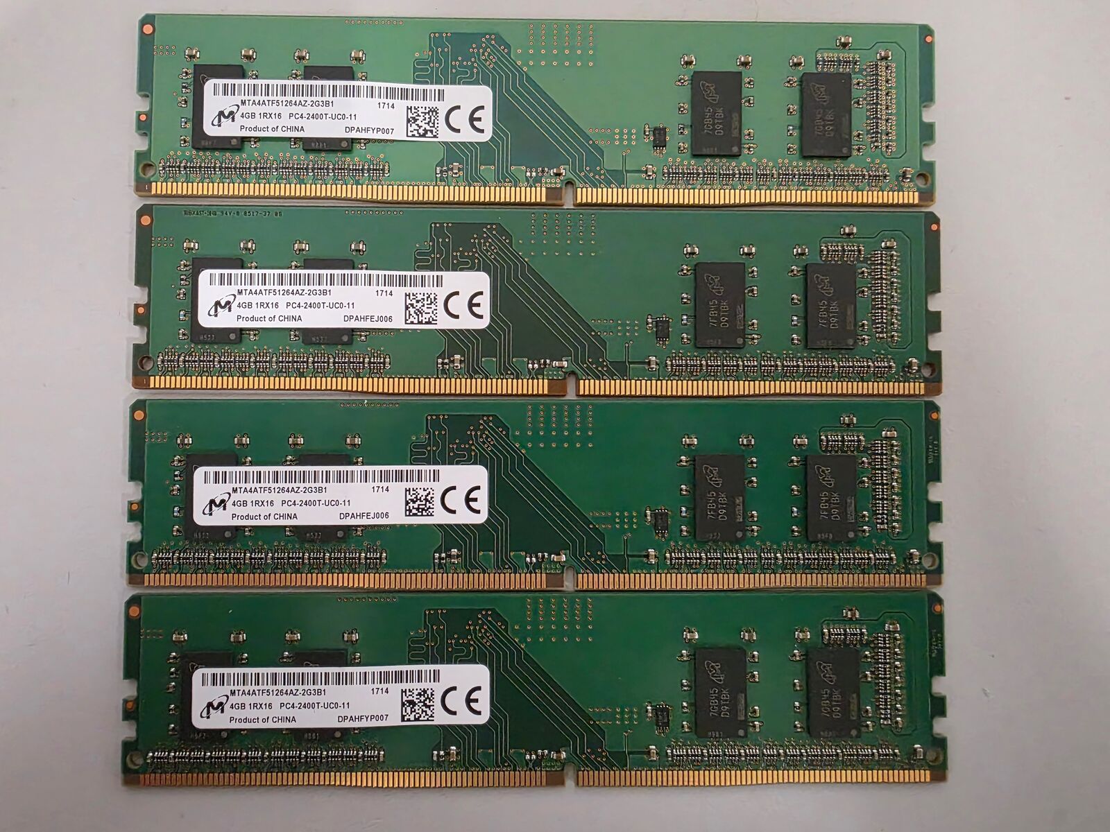 16 GB (4x4) DDR4 2400 RAM
