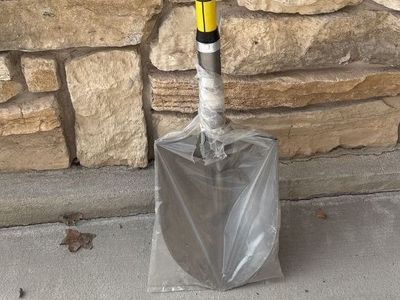 NEW Nupla 30 in. Fiberglass Handle Round Point Steel Blade Shovel OR 27 inch Garden Spade Shovel