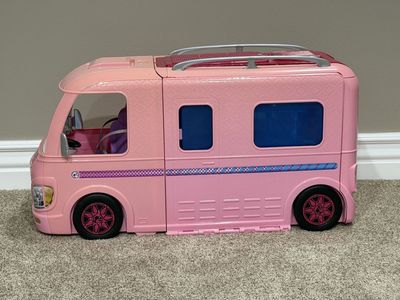 Barbie Camper Van