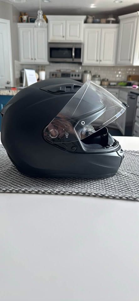 HJC i10 full face Motorcycle helmet Large