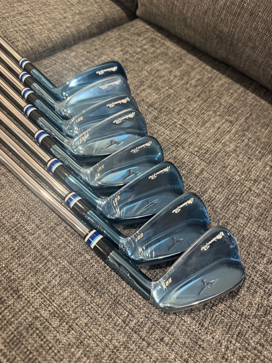 NEW Rare Ltd Edition Mizuno Pro 221 Blue Ion Iron Set 3-PW 8pc DG S400 Stiff
