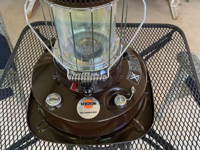 VTG KerSun Moonlighter Kerosene Heater Lantern