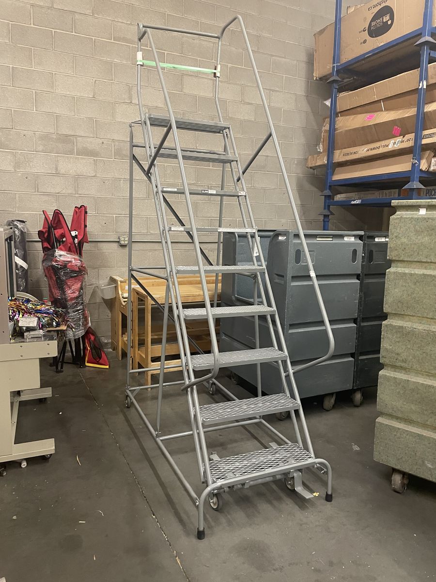 9 Step Rolling Platform Warehouse Ladder