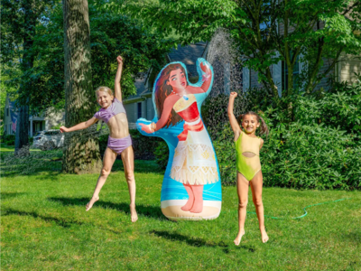 Moana toy water sprinkler