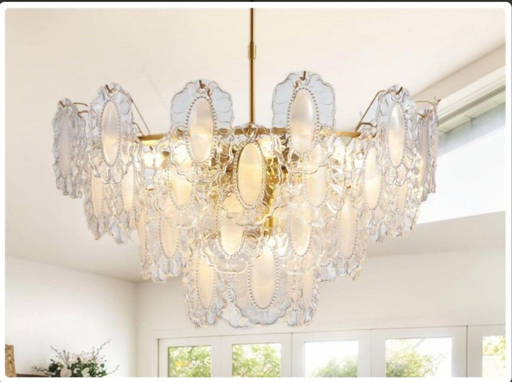 Tinkoso Gold Crystal Chandelier
