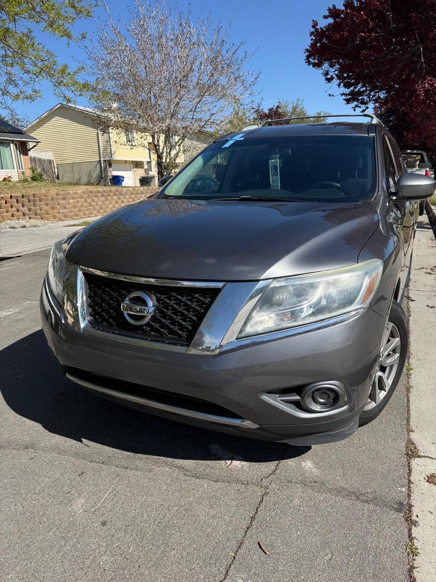2015 NISSAN PATHFINDER LE