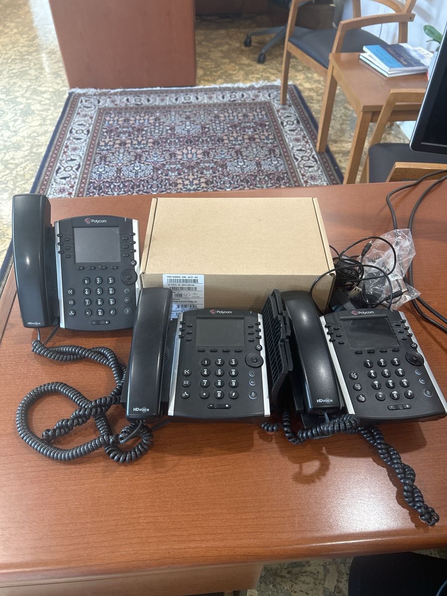 Polycom VVX400 IP phones