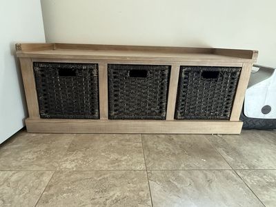 Entry Bench