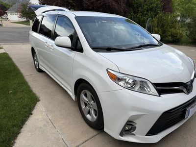 2019 Toyota Sienna LE 8-Passenger