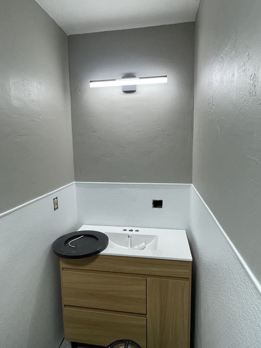 Main image 5