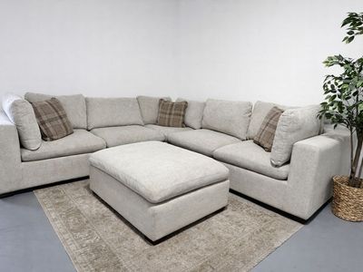 COSTCO LOWELL 6PC MODULAR SECTIONAL (LIKE NEW)