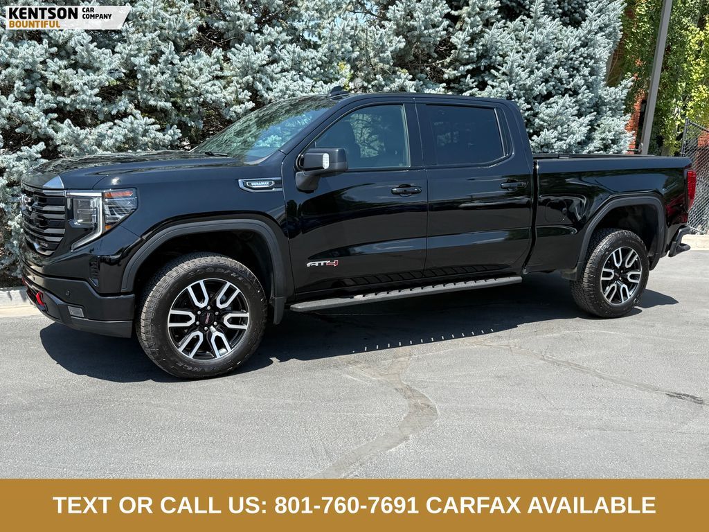2024 GMC 1500 AT4