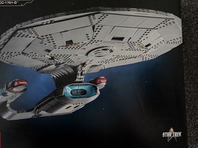 LEGO Star Trek USS Enterprise (10356)