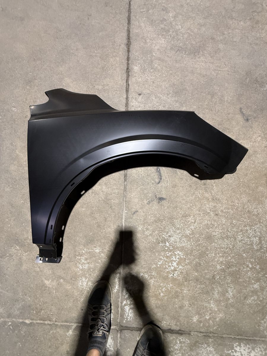 Main image 3