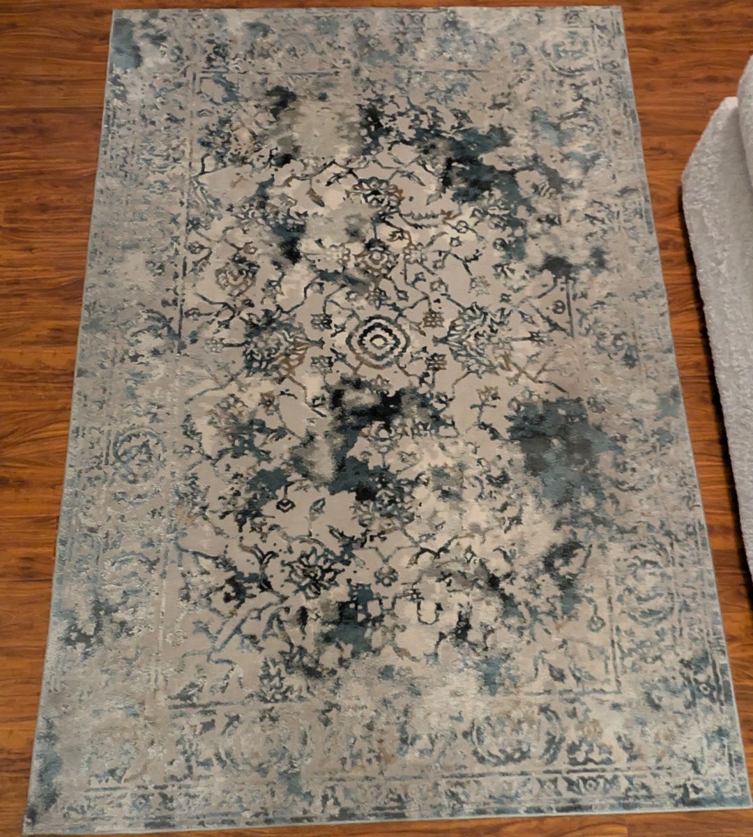 Main image 2