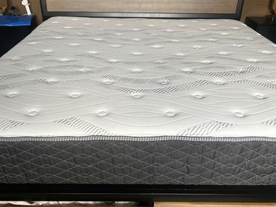 Mattress -King Size White/Gray Pillow Top
